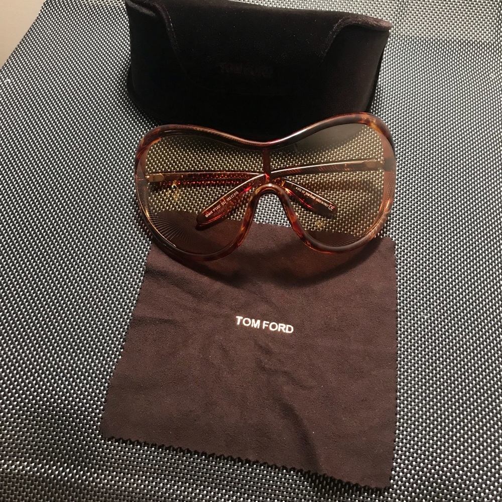 Tom Ford shades